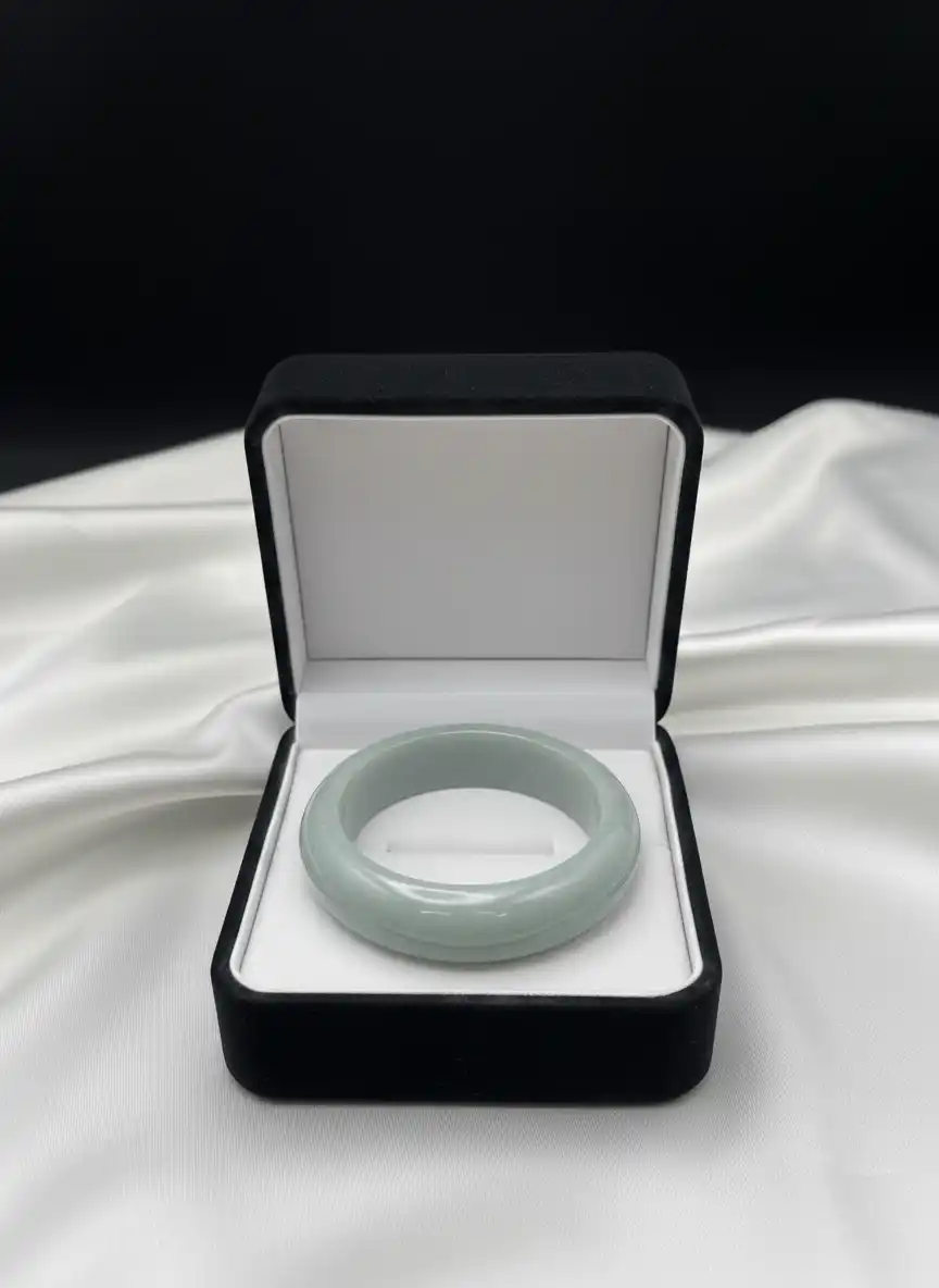 Natural Green Jade Bangle Bracelet in Luxury Jewelry Box Pakistan