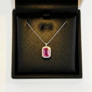 natural-pink-topaz-pendant-pakistan