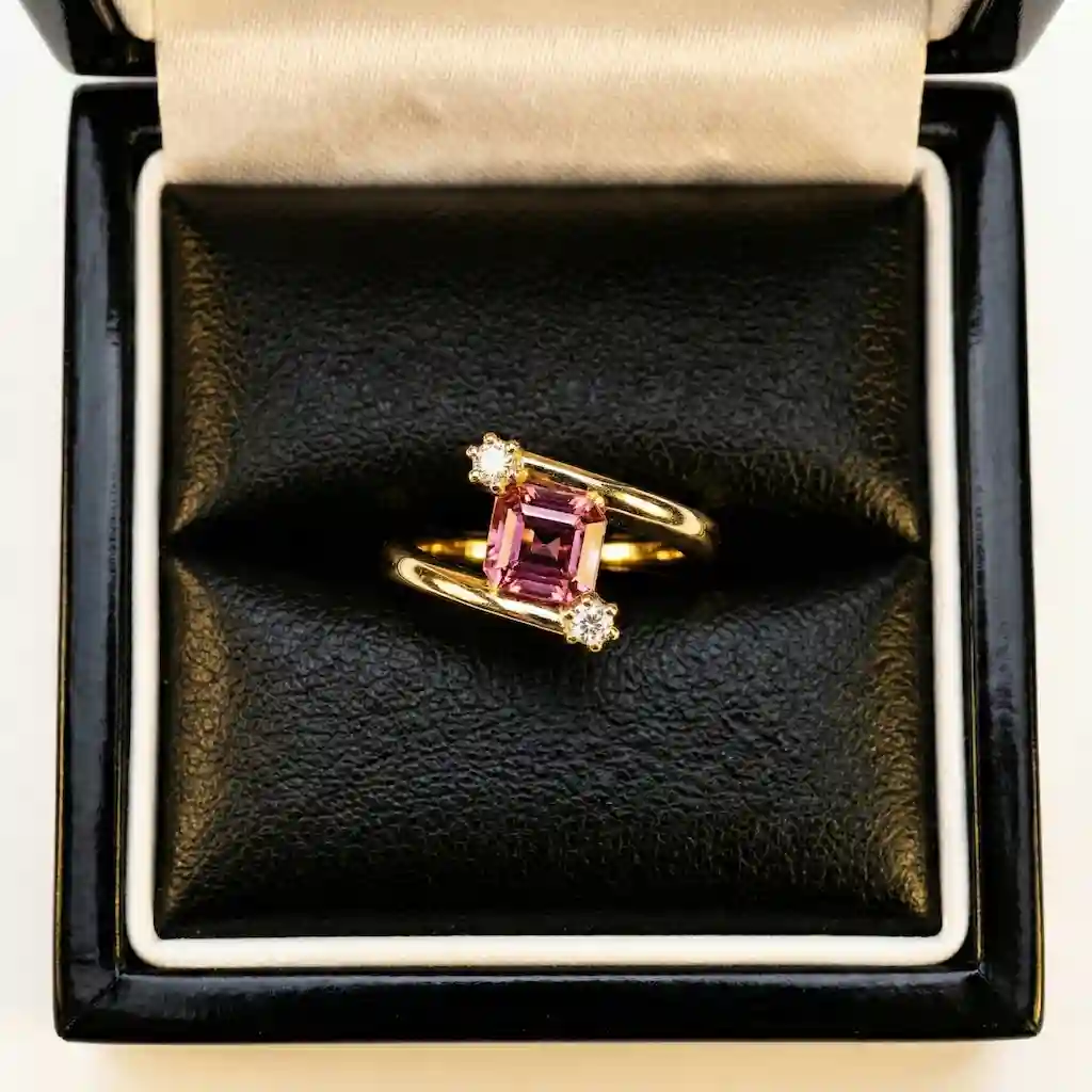 natural-pink-topaz-ring-pakistan