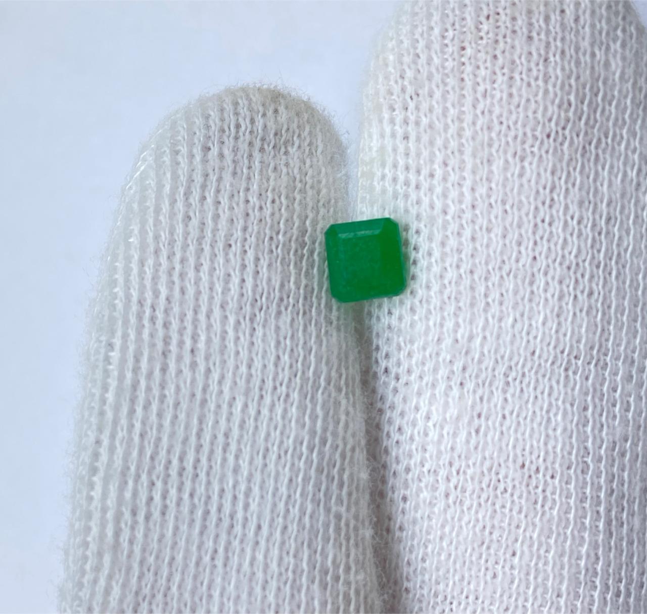 Swat Emerald 0.95 Carat – Natural Pakistani Emerald Gemstone - Image 2