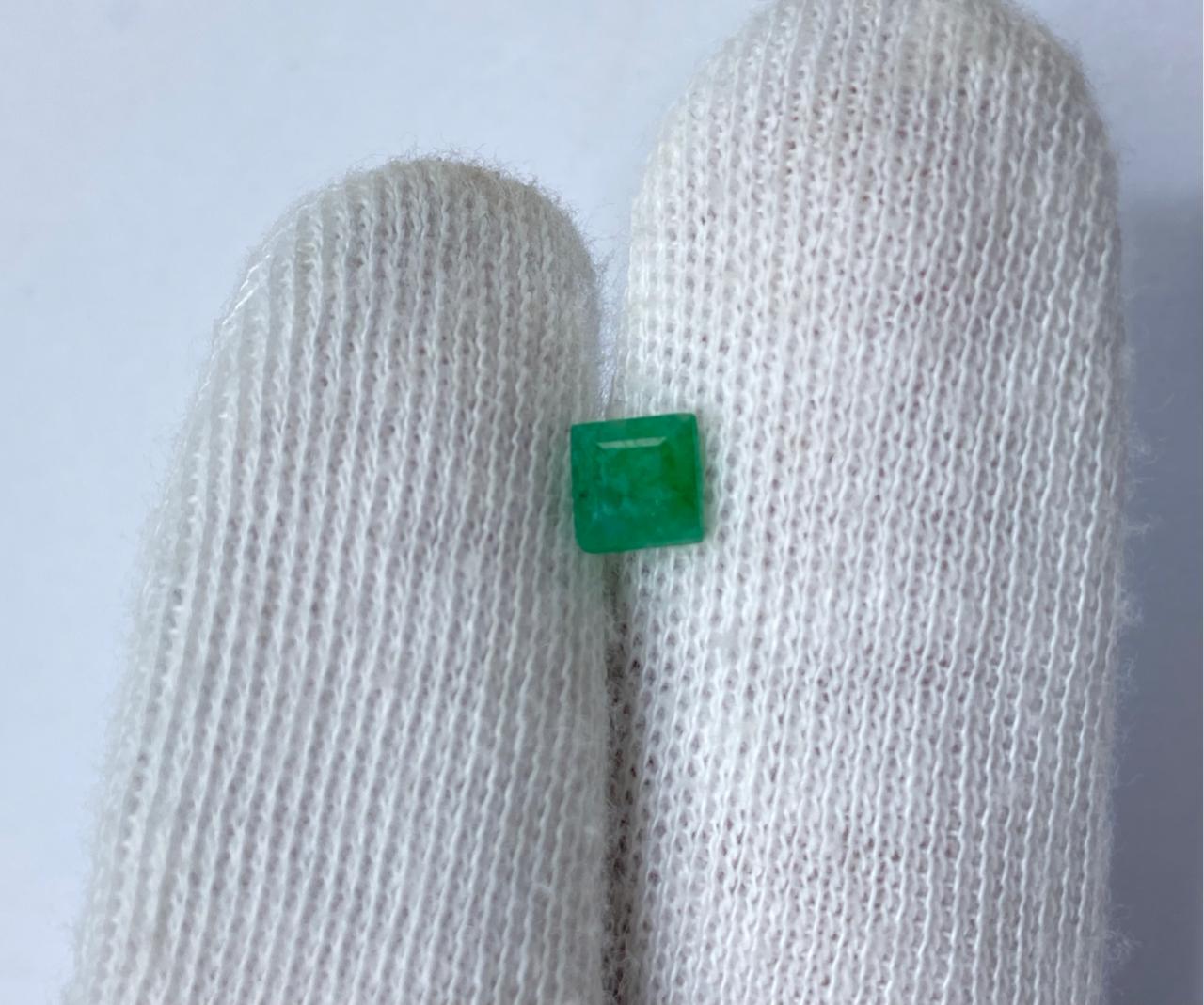 Swat Emerald 0.80 Carat – Natural Pakistani Emerald Gemstone - Image 2