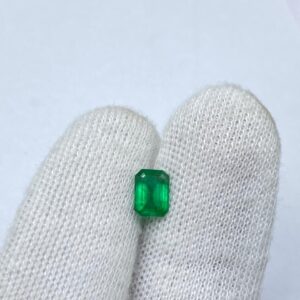 1.21 Carat Swat Emerald (Eye Clean) – CGL Certified Natural Pakistani Emerald