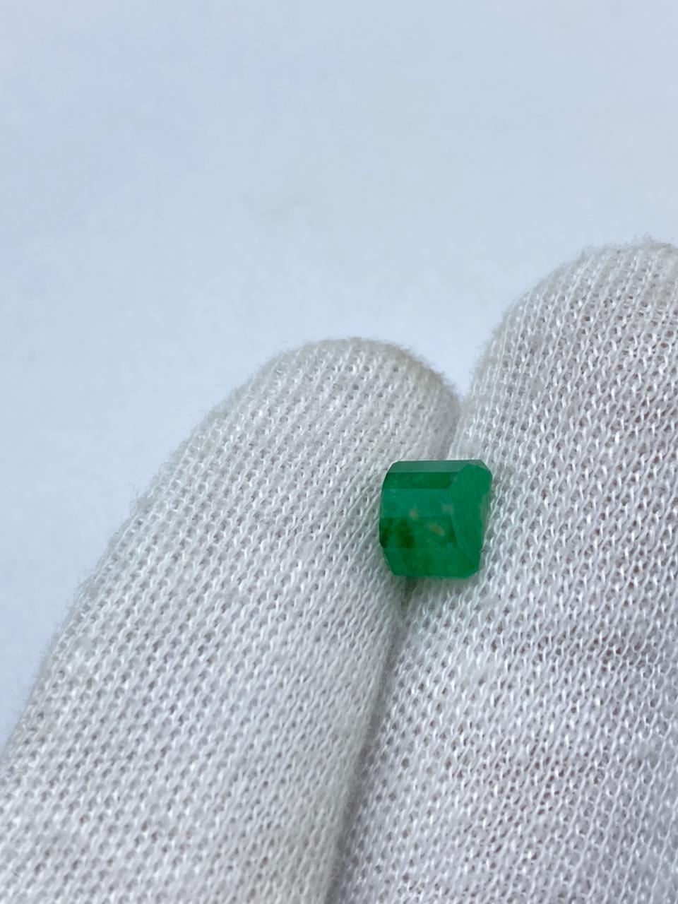 Swat Emerald 2.95 Carat – Natural Pakistani Emerald Gemstone - Image 3