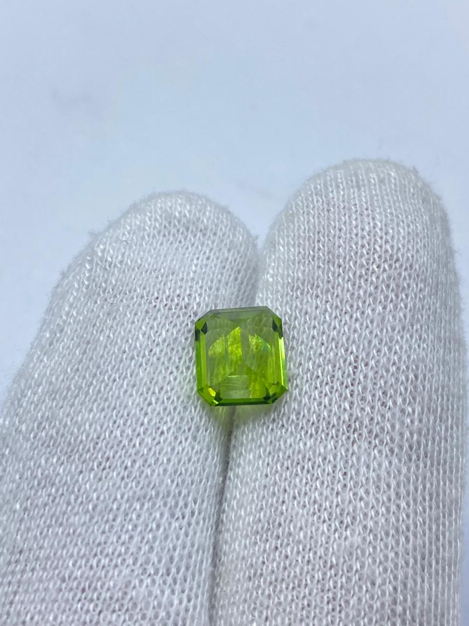 Peridot – 3.90 Carat Eye Clean Natural Gemstone - Image 3
