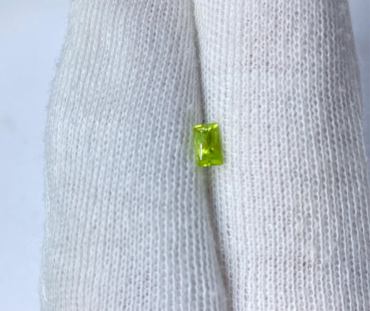 Natural Peridot – 0.50 Carat Eye Clean Gemstone - Image 2