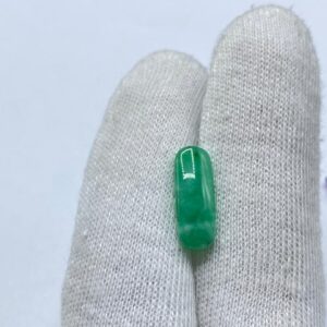 4.45 Carat Apple Green Jade – Natural Gemstone